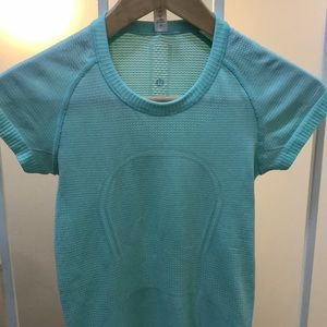 lululemon athletica top